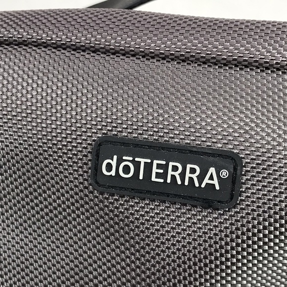 DoTerra Case Gray Nylon Travel Bag Pouch Essential Oils Travel Storage - Picture 3 of 11